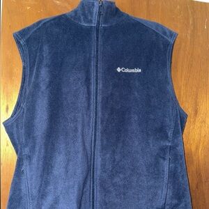 Columbia Dark Ocean Blue Fleece Outerwear Vest For Layering and Warmth XL. EUC